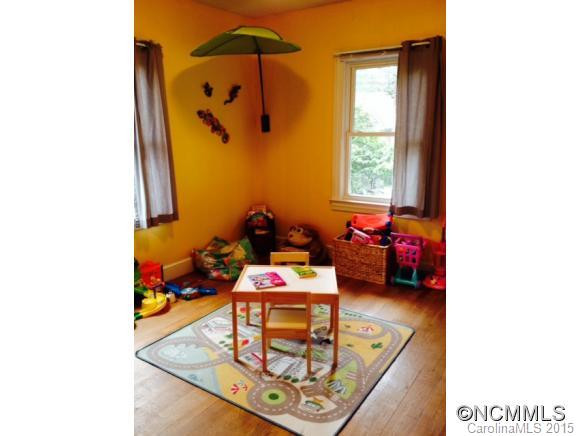 1511 Ridgewood Boulevard - Photo 12