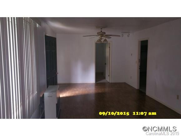 25 Troy Court - Photo 4