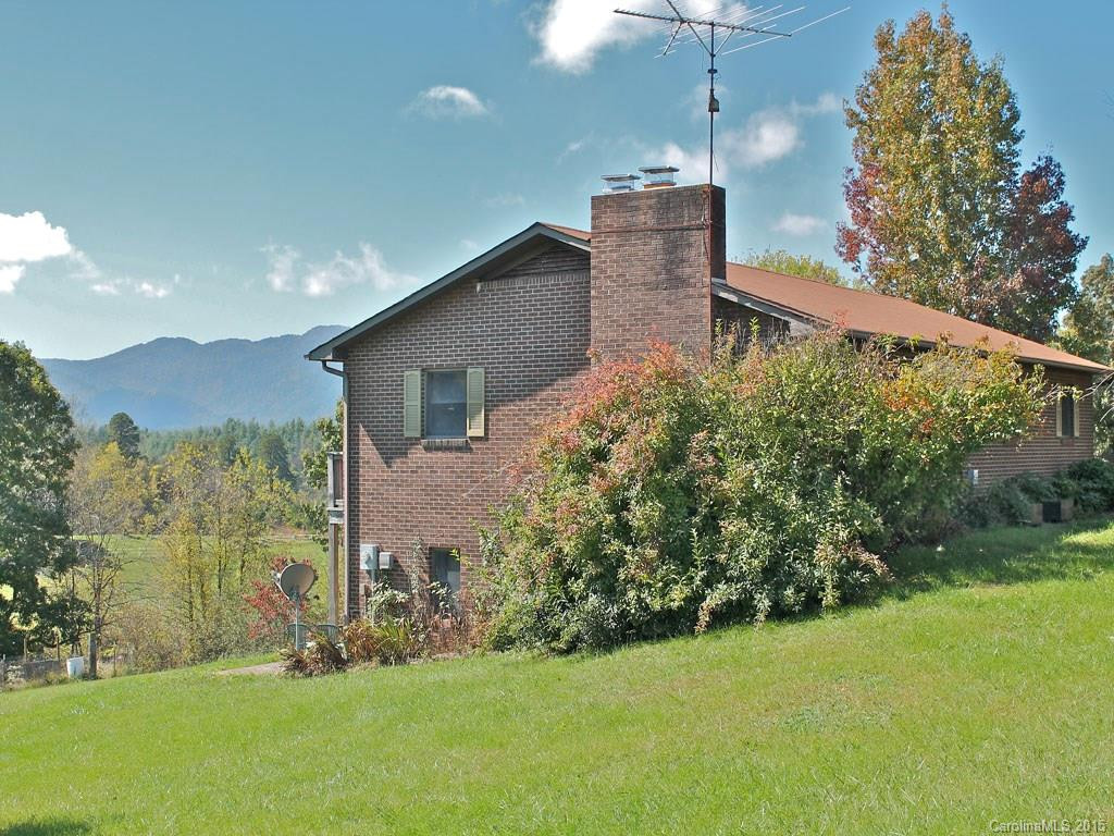 98 Gibbs Road - Photo 2