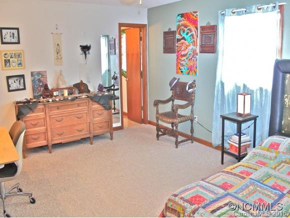 98 Gibbs Road - Photo 10