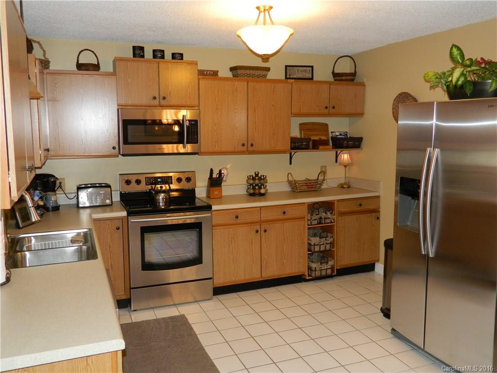 89 Brook Haven Drive - Photo 2
