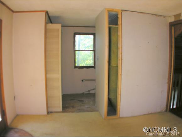  - Photo 12