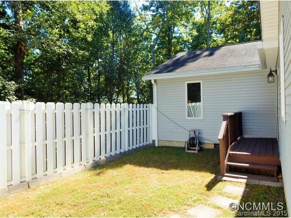 35 Sweet Briar Road - Photo 23