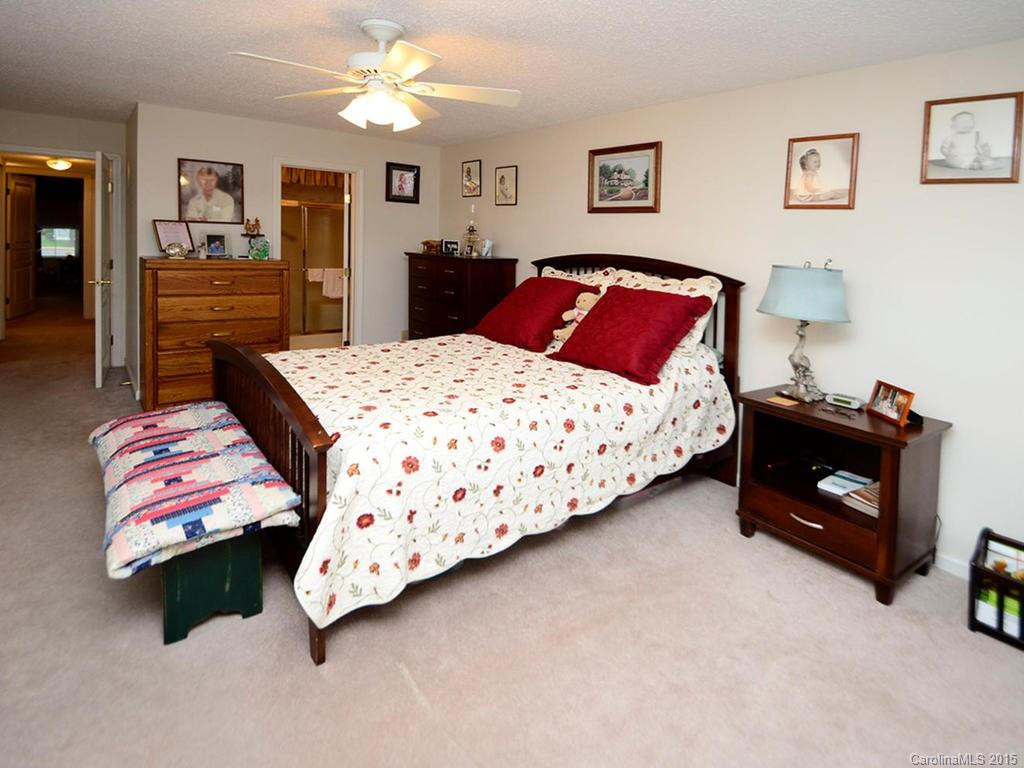 4605 Breakers Lane - Photo 9