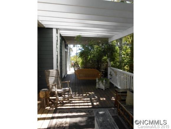 306 Lakey Gap Acres Road - Photo 4