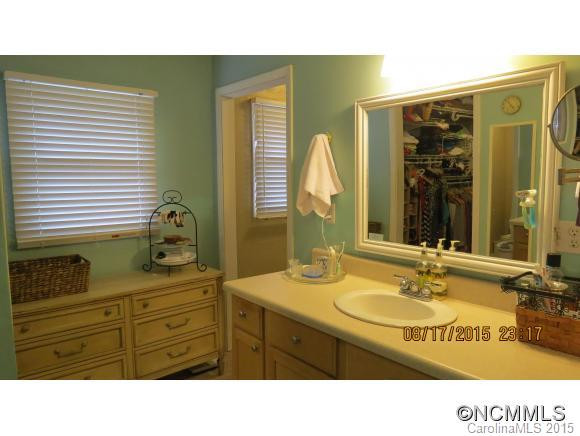 194 River Hills Drive - Photo 12
