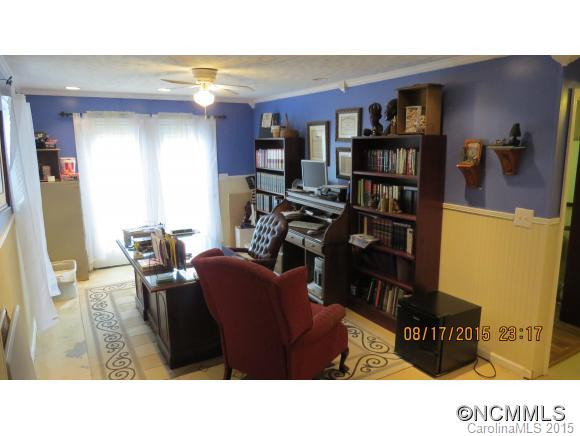 194 River Hills Drive - Photo 13