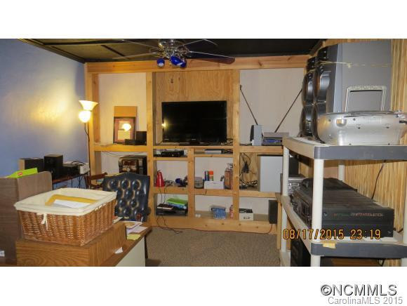 194 River Hills Drive - Photo 18