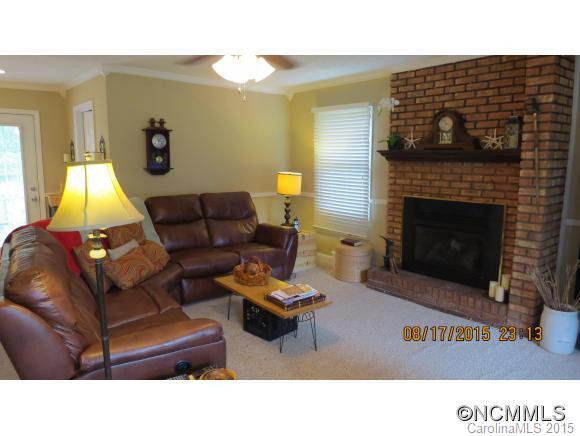 194 River Hills Drive - Photo 3