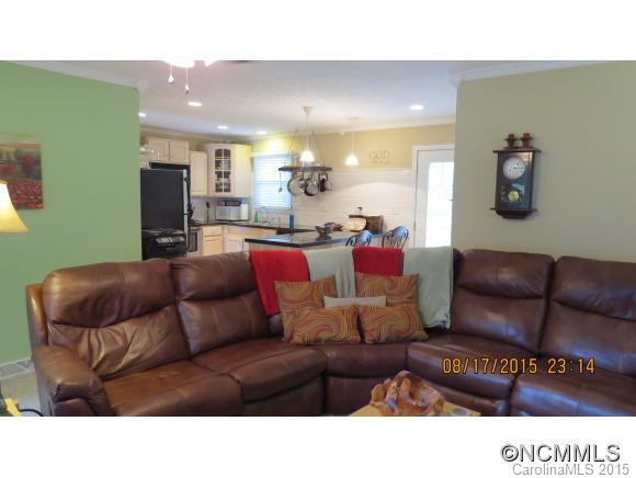 194 River Hills Drive - Photo 4