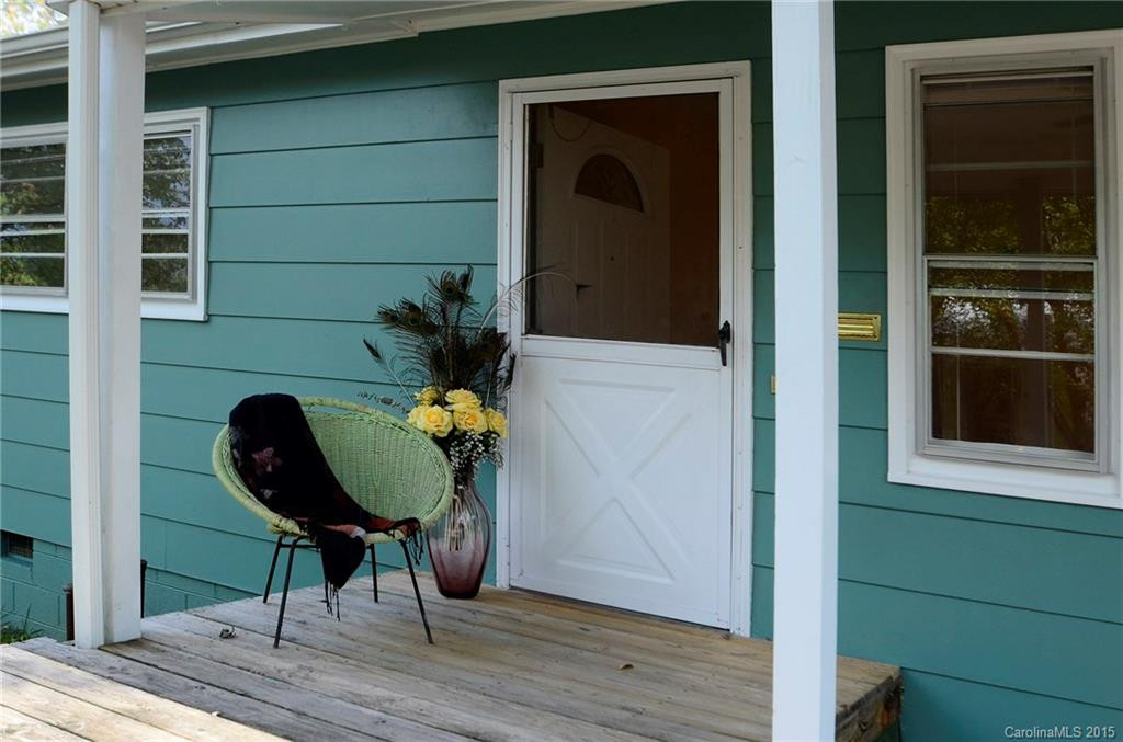 21 Jarrett Street - Photo 2