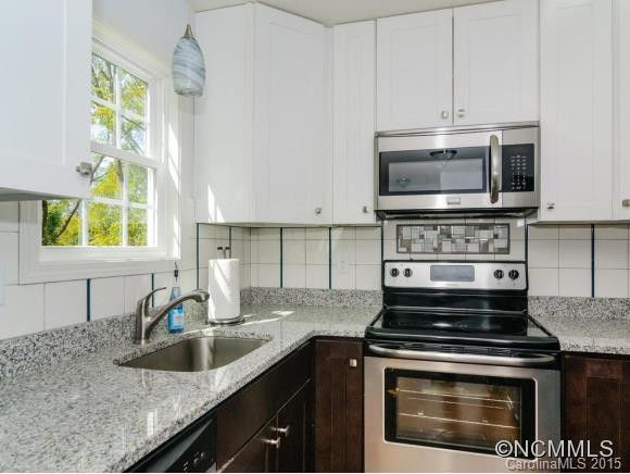 12 Lawndale Avenue - Photo 11