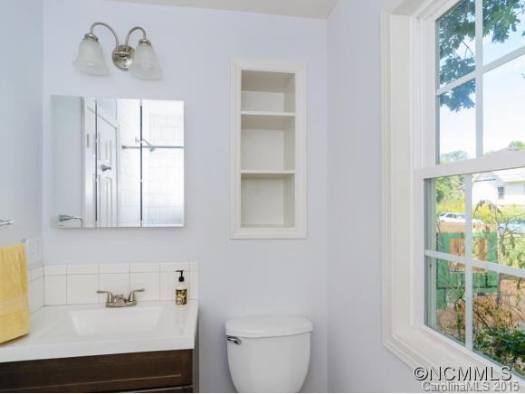 12 Lawndale Avenue - Photo 15