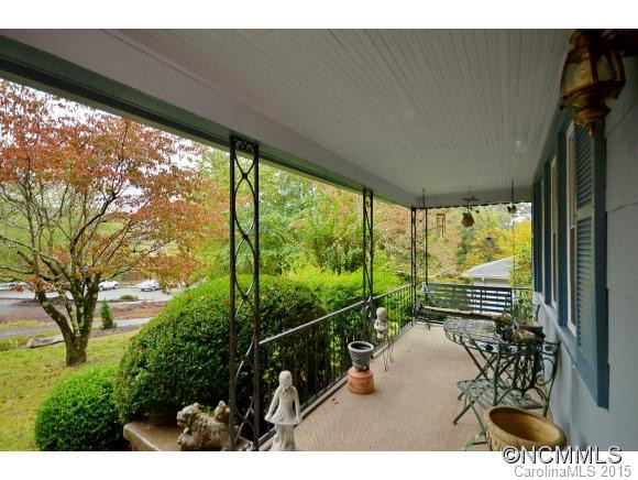 208 Border Street - Photo 11