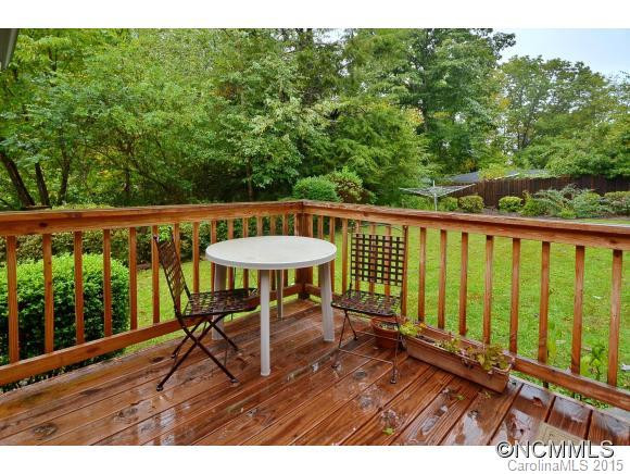 208 Border Street - Photo 12