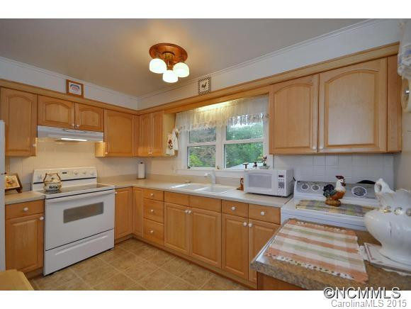 208 Border Street - Photo 5