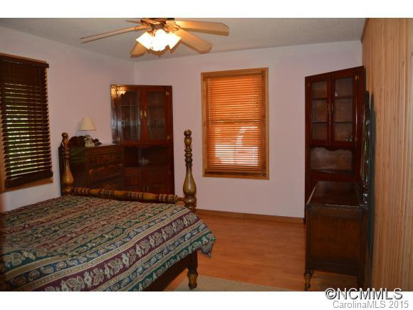 96 Chariot Drive - Photo 18