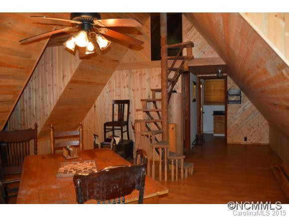 96 Chariot Drive - Photo 9