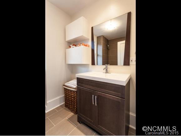 35 Winthrop Road - Photo 11