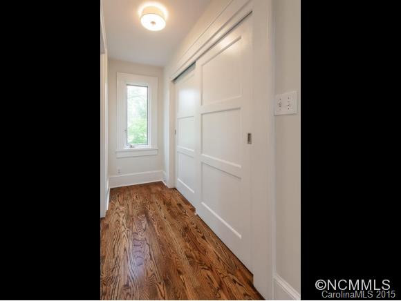 35 Winthrop Road - Photo 8