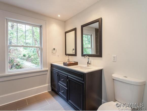 35 Winthrop Road - Photo 9
