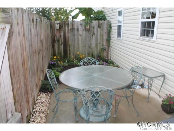 144 Chesire Way - Photo 3