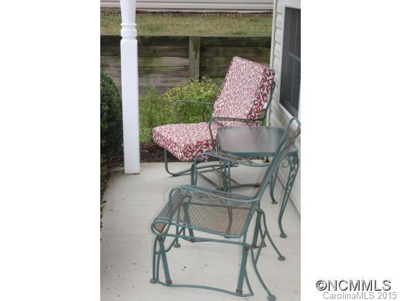 144 Chesire Way - Photo 4