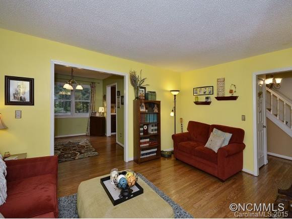 37 Foxberry Drive - Photo 3