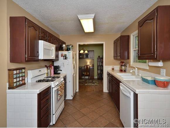 37 Foxberry Drive - Photo 5