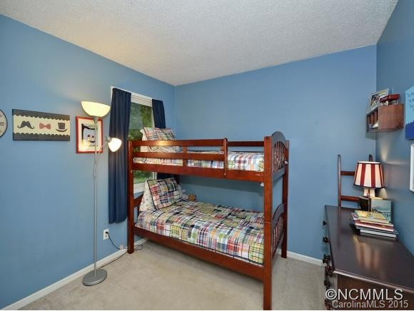 37 Foxberry Drive - Photo 9