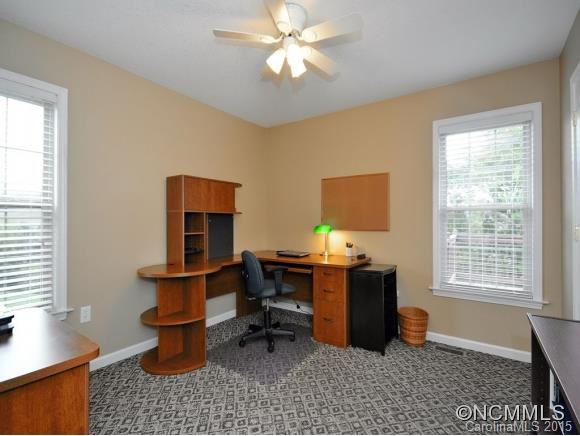305 Hosta Court - Photo 12