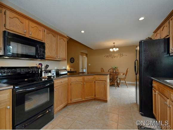305 Hosta Court - Photo 7