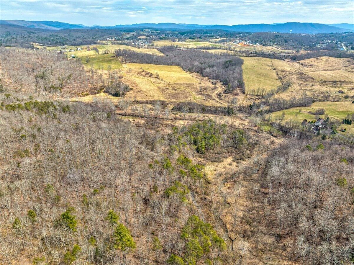 0 Toms Creek RD - Photo 36