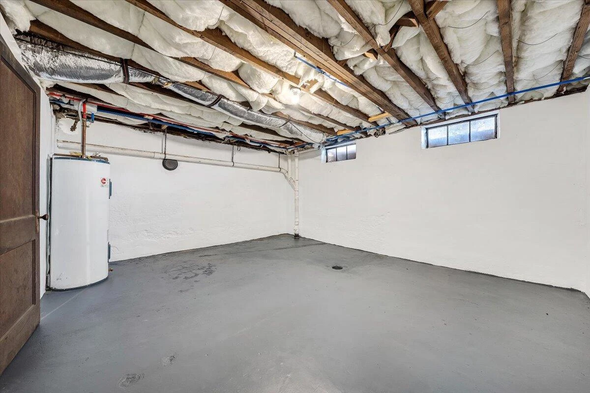 95 Floyd AVE - Photo 43