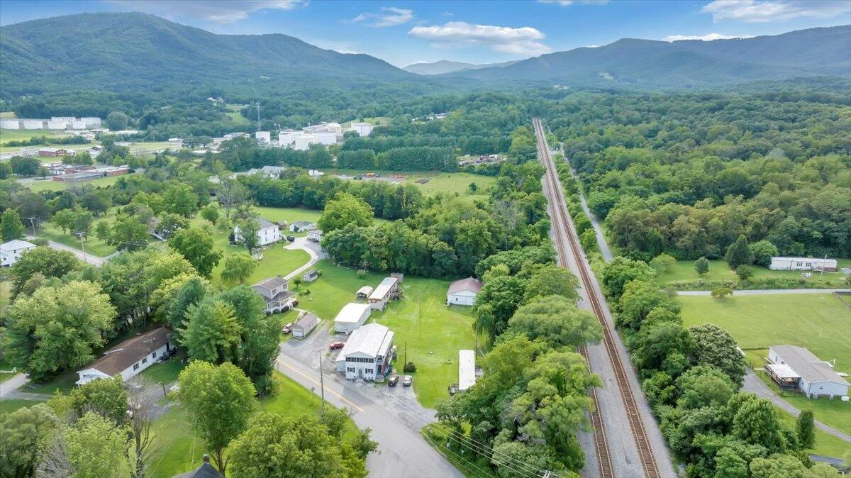 1332 Goose Creek Valley RD - Photo 7