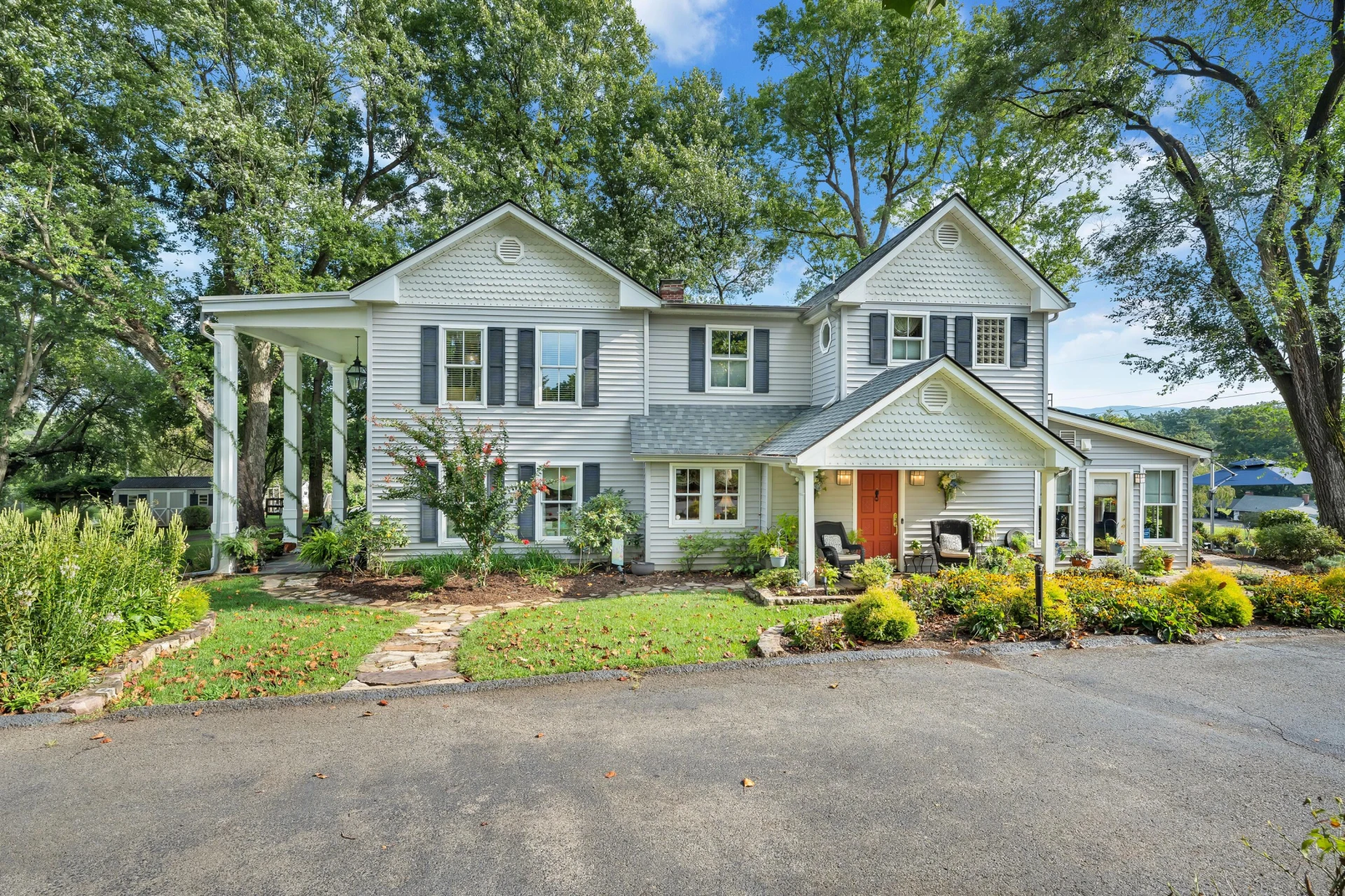 3734 Lake DR - Photo 6