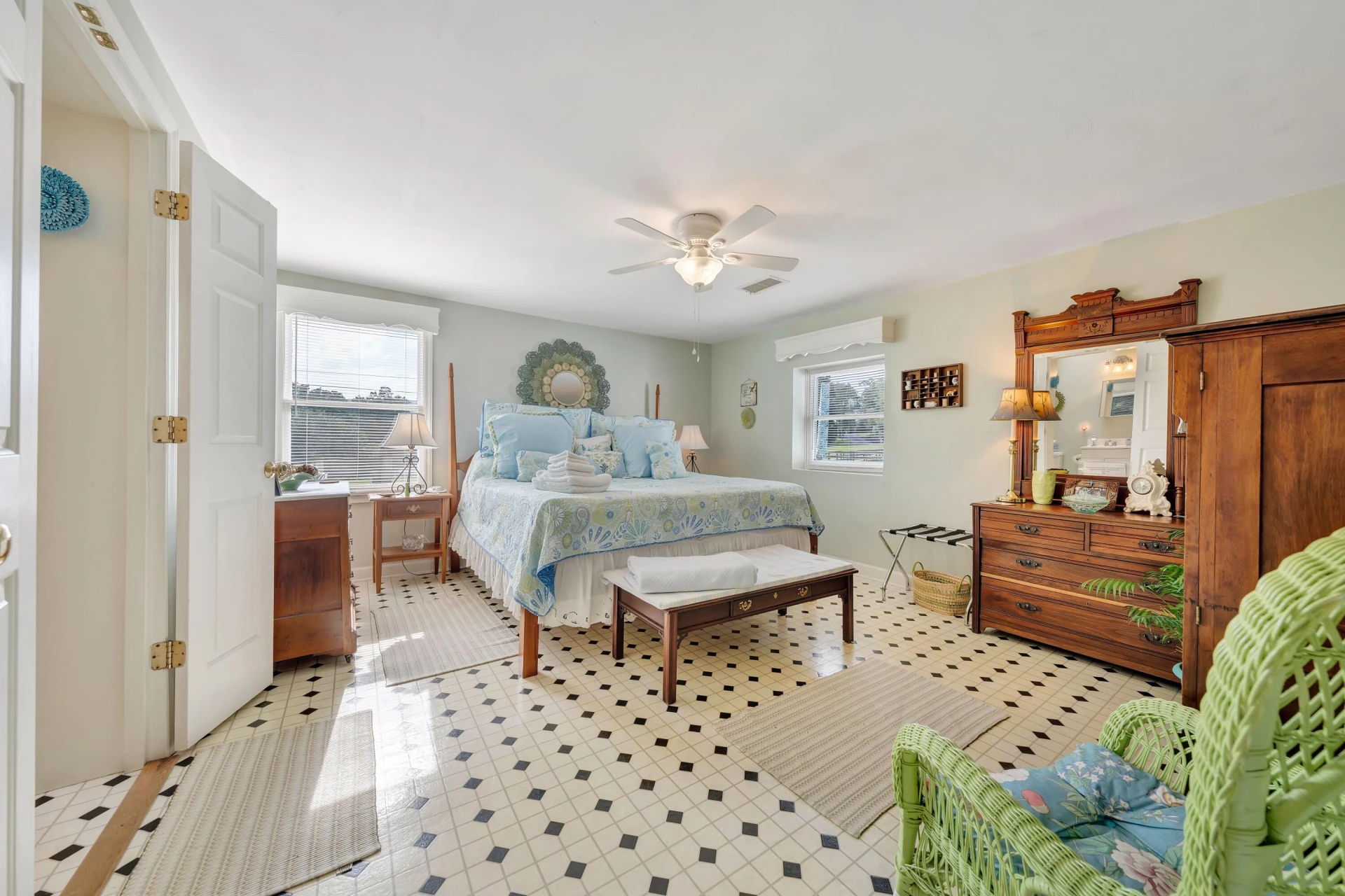3734 Lake DR - Photo 92