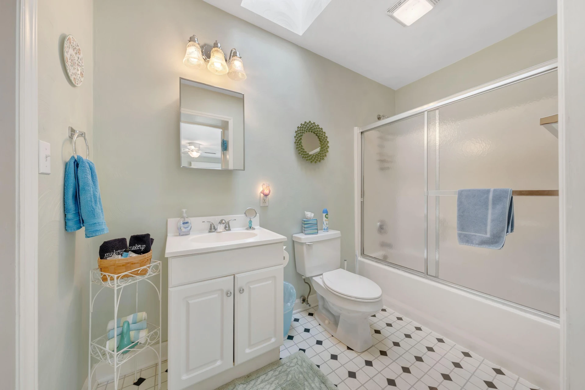 3734 Lake DR - Photo 94