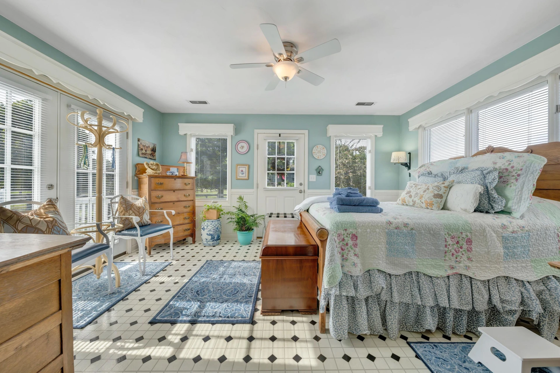 3734 Lake DR - Photo 96
