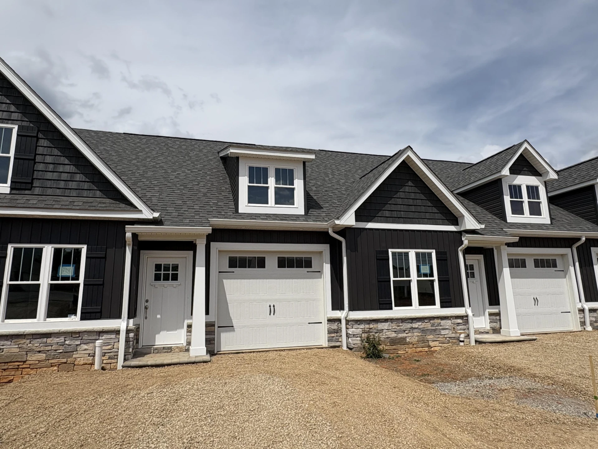417 Kimball AVE - Photo 3