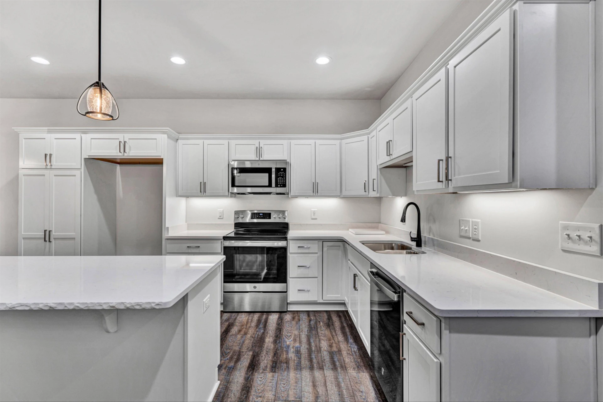 417 Kimball AVE - Photo 7