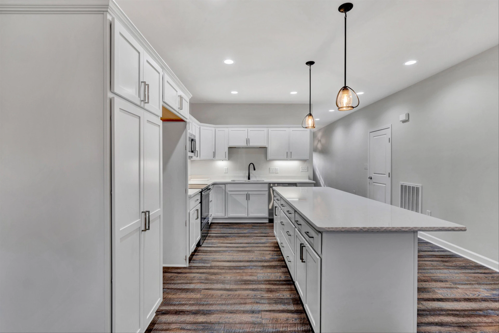 417 Kimball AVE - Photo 8