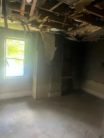 1528 Melrose AVE - Photo 7