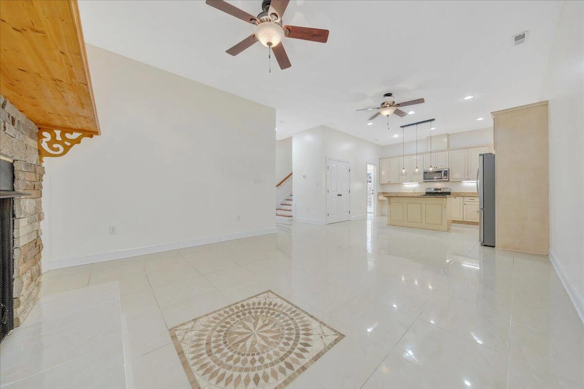 5931 Paddington CT - Photo 22
