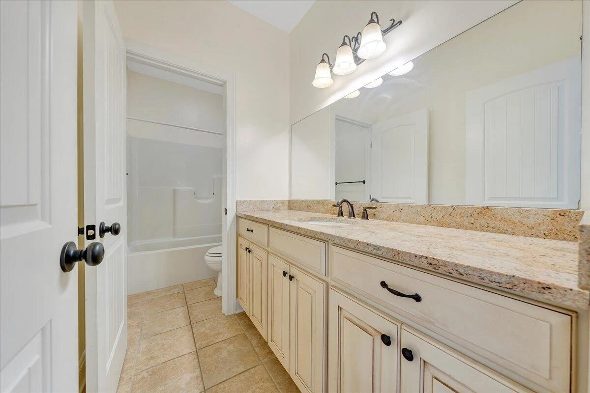 5931 Paddington CT - Photo 43