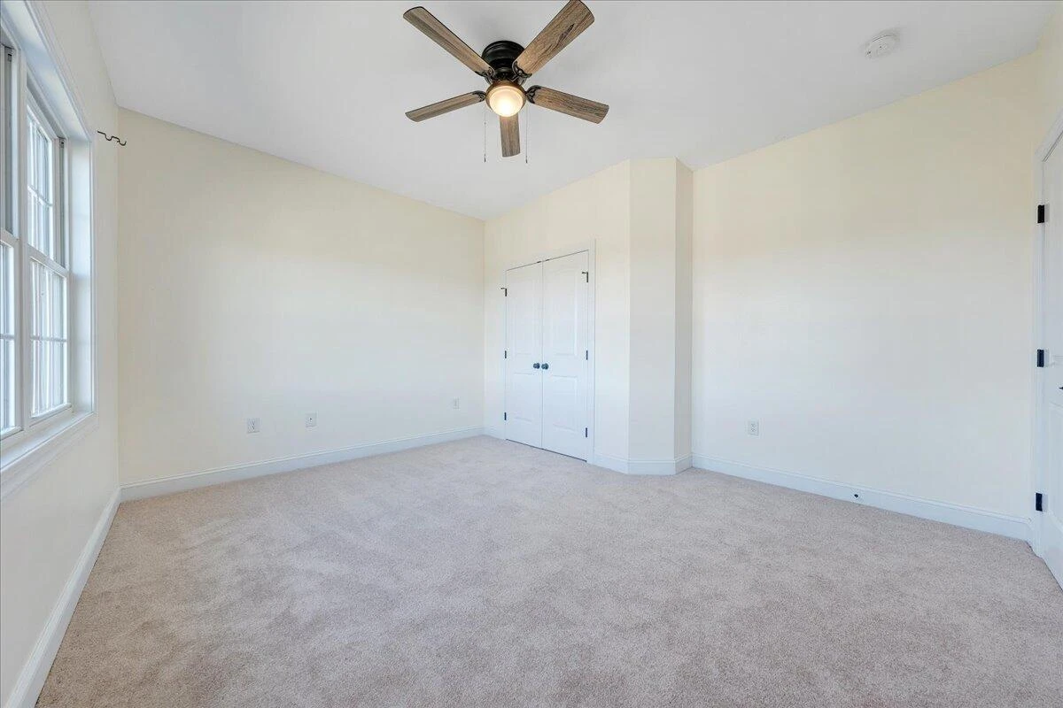5931 Paddington CT - Photo 45
