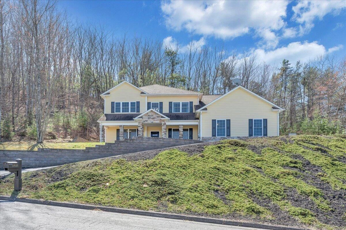 5931 Paddington CT - Photo 61