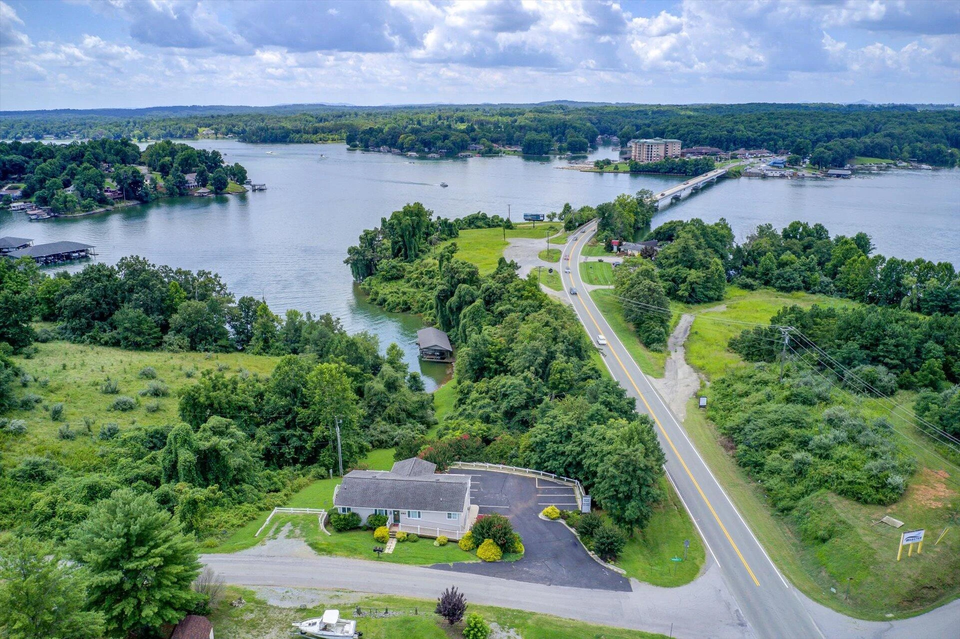 1027 Waterwheel DR - Photo 3