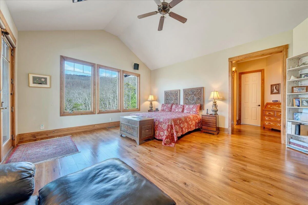 144 Seven Ridges RD - Photo 27