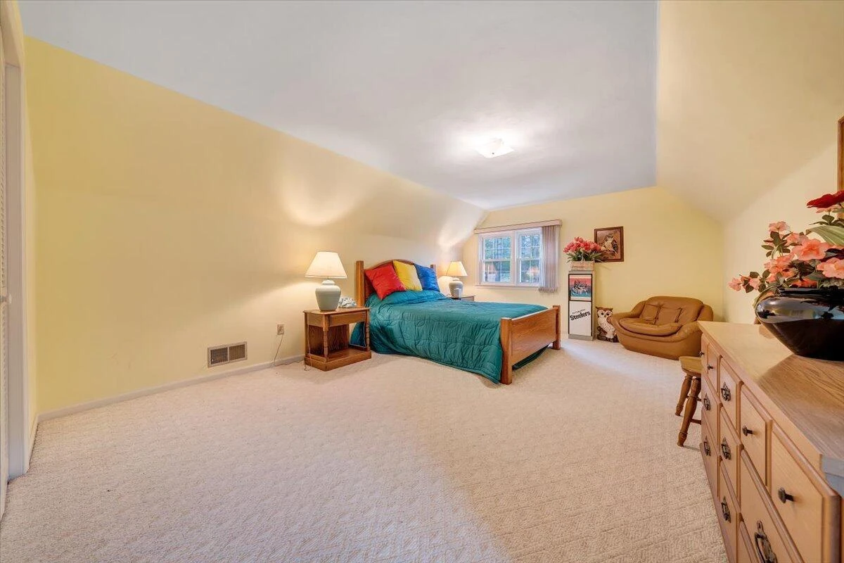 1042 Old Sessler Mill RD - Photo 32